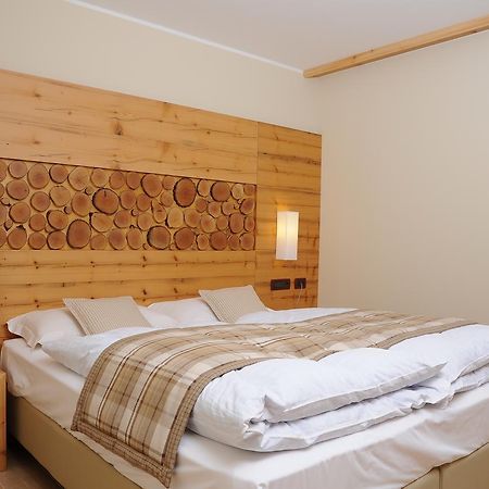 Residence Marisol Camere & Appartamenti - Mezzana Centre Екстер'єр фото