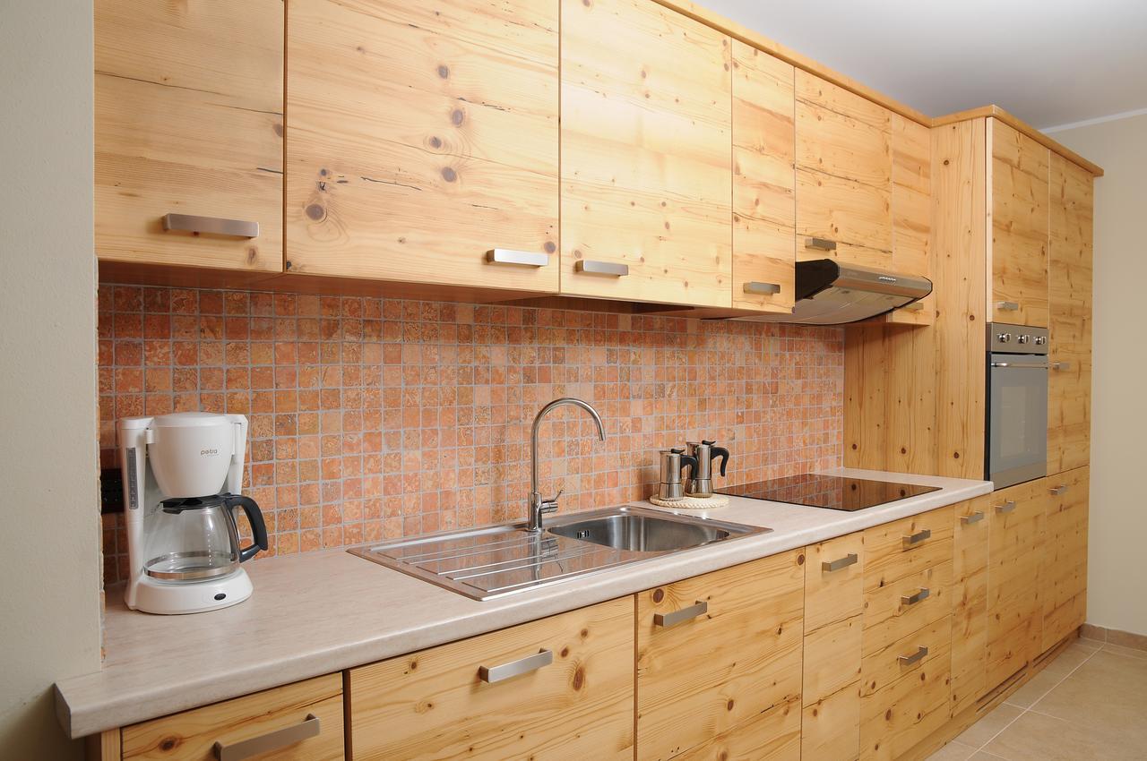 Residence Marisol Camere & Appartamenti - Mezzana Centre Екстер'єр фото